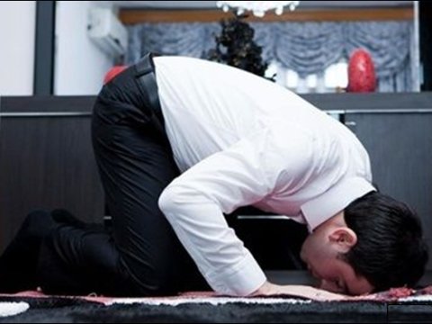 Namaz qılanlar deputatlığa namizəd ola bilməz?
