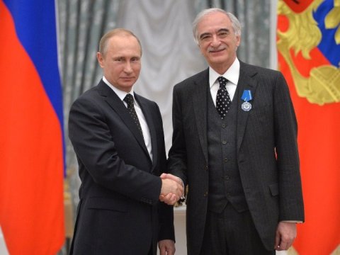 Putin Polad Bülbüloğlunu təbrik etdi
