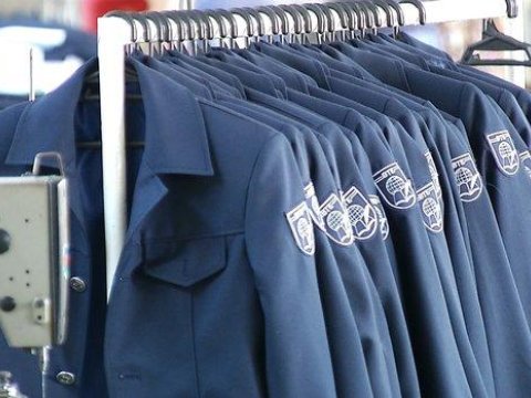 Nazirlik məktəbli formaların eskizləri ilə bağlı təkliflərə baxır