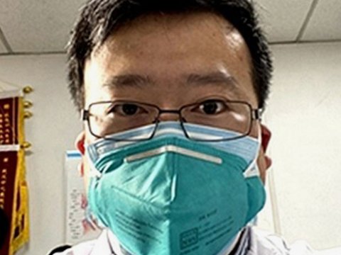 Koronovirus təhlükəsindən xəbərdarlıq edən həkim öldü