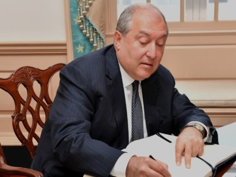 Ermənistanda prezidentlə parlament arasında MÜBAHİSƏ – Konstitusiya Məhkəməsinə müraciət olundu