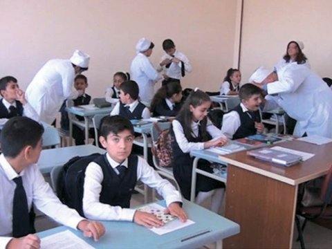 10 manat ver, poliklinikada xəstə uşağa “sağlamdır” sənədi al - JURNALİSTİN GÖRDÜKLƏRİ