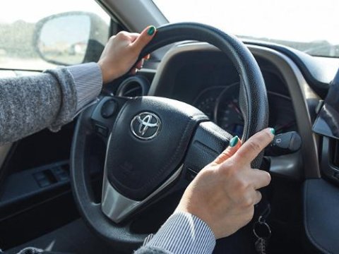 Sürücülük imtahanında dəyişikliklər təklif olundu: “Video suallar salınsın”