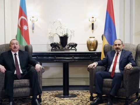 İlham Əliyev Paşinyanla 45 dəqiqə Qarabağı müzakirə edəcək 