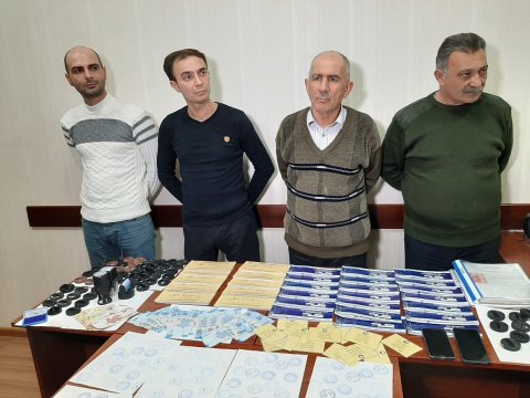 Saxta sənədlərlə maliyyə əməliyyatı aparan şəxslər SAXLANILDI