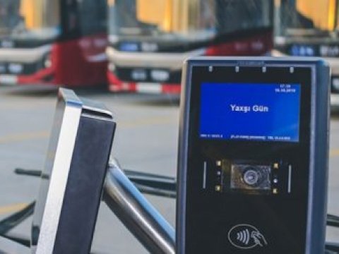 Daha bir marşrut xətti vahid kart sisteminə keçir