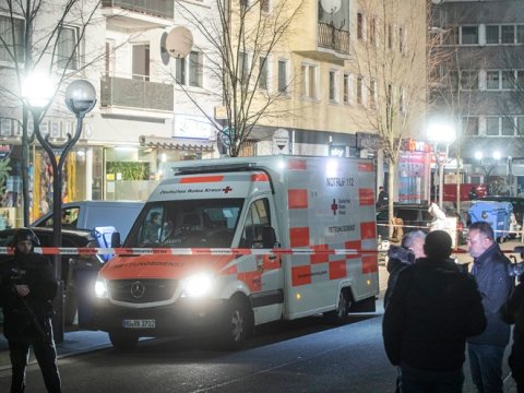 Almaniyada 9 nəfər güllələndi  