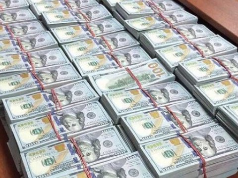 Dünya zənginləri 1 sutkada 140 milyard dollar İTİRDİ