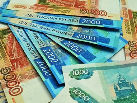 Azərbaycana qayıtmaq üçün keçmiş arvadına 13 min manat ödəməli oldu