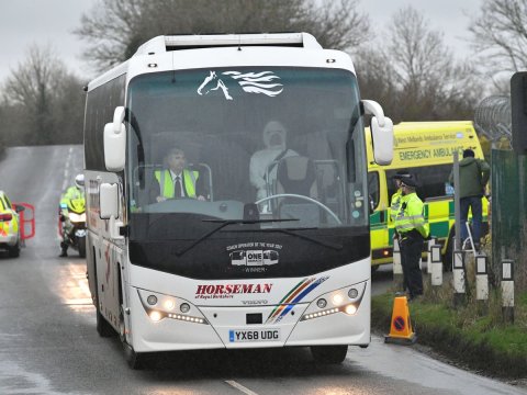 Azərbaycandan keçən koronaviruslu gürcü avtobusdakıları da yoluxdurub?