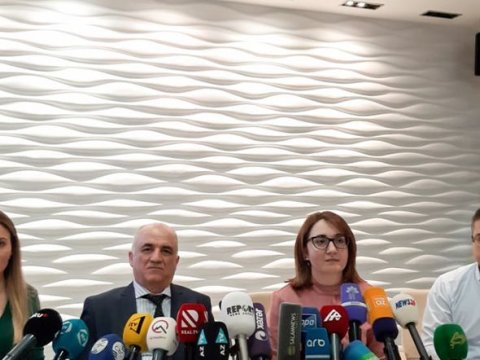 Koronavirusa yoluxan şəxsin vəziyyəti normaldır - Şöbə müdiri - CANLI