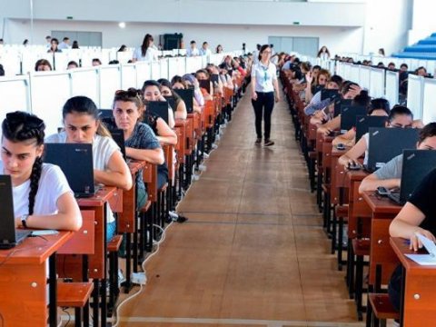 Müəllimlərin sənəd qəbulu başa çatır