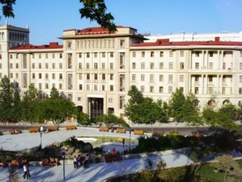 Koronavirusdan şübhəlilər həkimlərə zor tətbiq edirlər - Operativ qərərgah