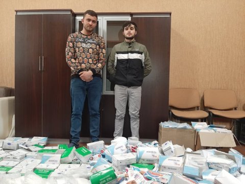 Bakıda maska “işbazları”na qarşı XÜSUSİ ƏMƏLİYYAT: 1 milyon maska müsadirə olundu - FOTOLAR