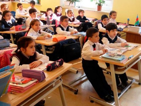 Birinci sinfə elektron sənəd qəbulu başlayır