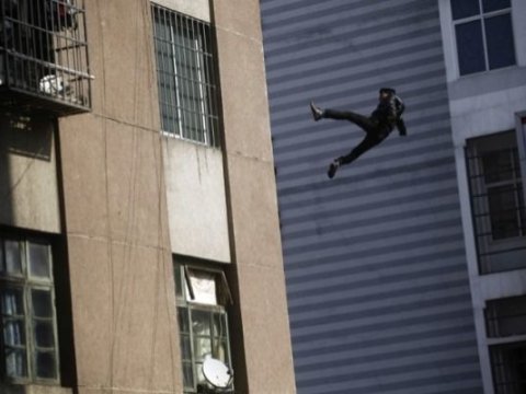 İTV-dən özünü binadan atan əməkdaşı ilə bağlı AÇIQLAMA