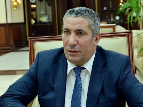“5-3 adamın şərhlərinə uymayın” - Siyavuş Novruzov