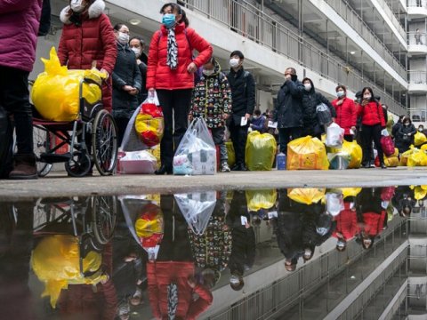 Çin iqtisadiyyatı 30 ilin ən böyük geriləməsini yaşayır