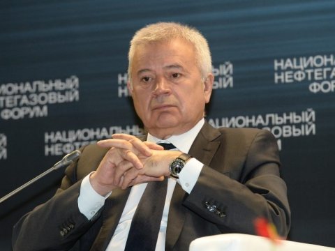 Vahid Ələkbərov son 24 saatda 1 milyard dollar itirdi