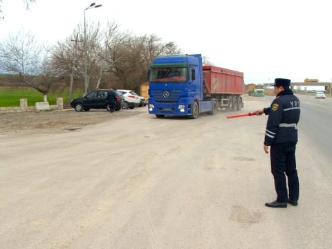 Bu avtomobillərin də hərəkəti məhdudlaşdırılır