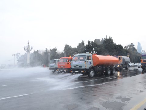 Bakı küçələri gündə 4 saat yuyulacaq - FOTO