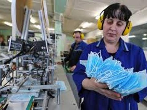 Azərbaycanda gələn həftədən tibbi maska istehsalına başlanılacaq 