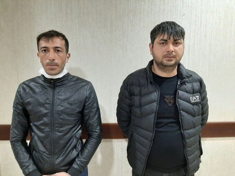 Bakıya maşının “baqaj”ında girmək istəyən şəxslər saxlanıldı - FOTO