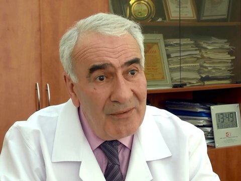 Uşağın koronavirus olub-olmamasını analar ayırd edə bilməzlər - Baş pediatr