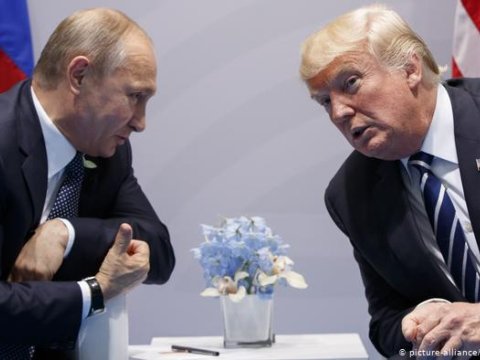 Tramp bu gün Putinə zəng edəcəyini AÇIQLADI