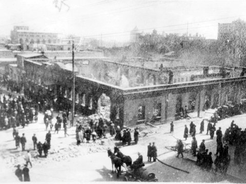 Bakıda dəfn mərasimində insident, Şaumyanla Rəsulzadənin uğursuz danışıqları  - SOYQIRIMININ XRONİKASI