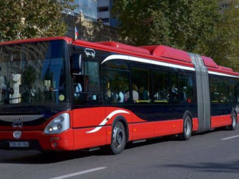 “BakuBus” sürücü axtarır - 800 manat maaş
