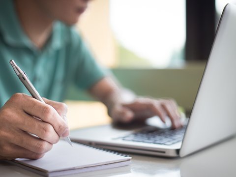 Milli Məclisin komitəsi onlayn iclas keçirdi