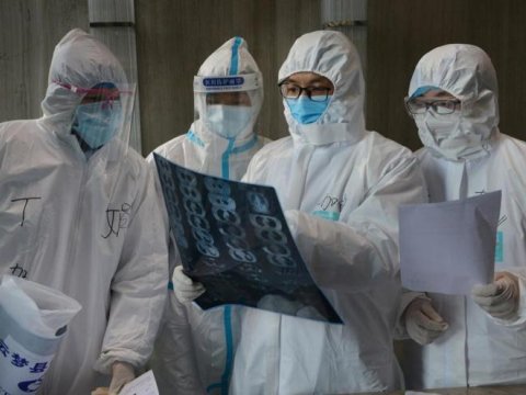 Alimlər: İsti ölkələrdə koronavirusun yayılma sürəti azalır