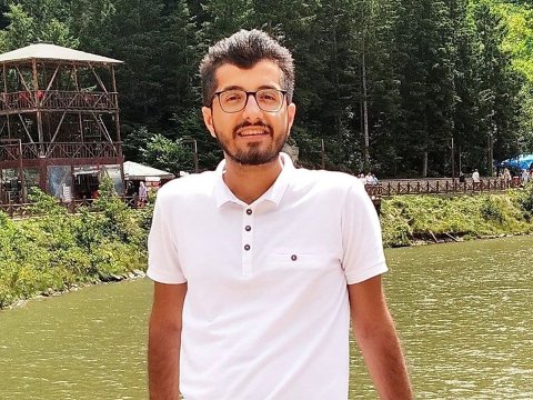 Bu virusun dərmanı heç bir ölkədə yoxdursa, Azərbaycana niyə qayıtmalısan? – KİPRDƏKİ AZƏRBAYCANLI TƏLƏBƏ İLƏ MÜSAHİBƏ