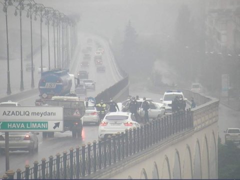 Bakıda zəncirvarı yol-nəqliyyat hadisəsi olub