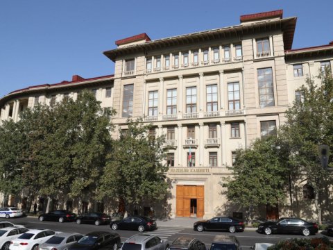 Hökumətin hesabatına əlavələr edildi