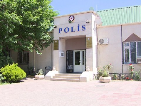 Bakıda “8103” qısa nömrəsinə 90 dəfə SMS göndərən şəxs saxlanıldı - Foto