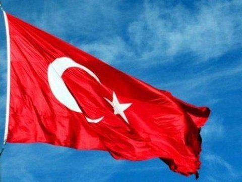 Türkiyəli deputat azərbaycanlı tələbələrin aqibətindən DANIŞDI