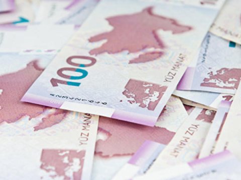 Büdcədə investisiya və cari xərclərə yenidən baxılır