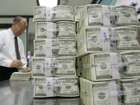 Pandemiya zamanı REKORD: 1 gündə 6,5 milyard dollar qazandı