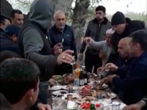 Kür sahilində yeyib-içənlər saxlanıldı
