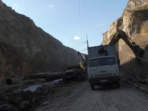 Separatçıların oliqarx lideri Kəlbəcərdə ekoloji terrora BAŞLADI