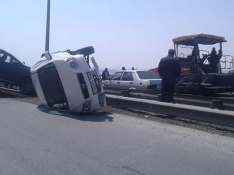 Dairəvi yoldakı qəza tıxaca səbəb oldu - FOTO
