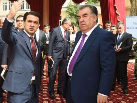 Prezidentin oğlu parlament sədri seçildi