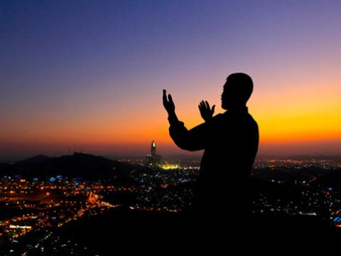 “İndi oruc tutmaq risklidir!” - deyən həkimə din xadimindən əks CAVAB 