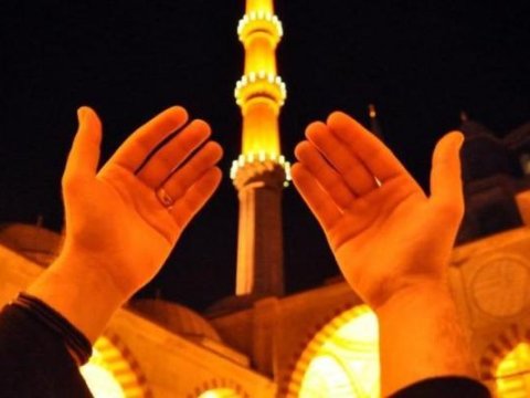 Ramazan ayında məscidlərdən azan səslənəcək? - QMİ-dən AÇIQLAMA  