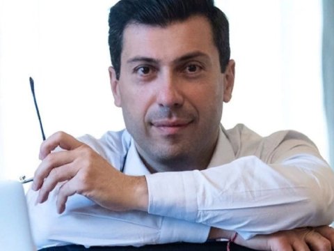 Paşinyan Sarkisyanın kürəkənini həbs etdirmək İSTƏYİR