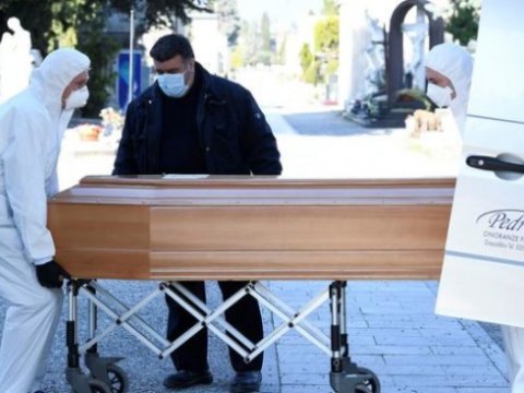 Azərbaycanda koronavirusdan ölənlərin tabutla dəfn olunmasına İCAZƏ VERİLDİ