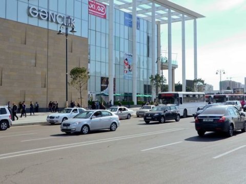 Ticarət Mərkəzləri və “Mall”lar yenə bağlı qaldı