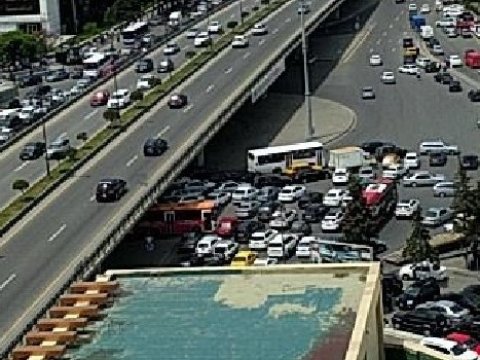 Sürücülərin nəzərinə - 20 Yanvar dairəsinə giriş bağlanır